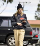 suki-waterhouse-leaving-whole-foods-in-west-hollywood-1.jpg