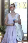 elle-fanning-in-maxi-dres-shopping-in-west-hollywood-04-06-[...].jpg