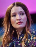 emily-browning-american-gods-panel-at-deadline-contenders-e[...].jpg