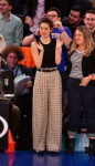 emmy-rossum-at-detroit-pistons-v-new-york-knicks-game-at-ma[...].jpg