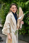 marion-cotillard-out-in-paris-04-29-2019-1.jpg