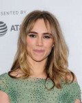 suki-waterhouse-at-charlie-says-premiere-at-2019-tribeca-fi[...].jpg