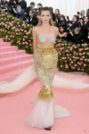 abbey-lee-kershaw-at-the-2019-met-gala-celebrating-camp-not[...].jpg