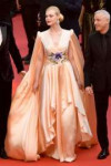 elle-fanning-2019-cannes-film-festival-opening-ceremony-4.jpg