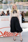 elle-fanning-jury-photocall-at-the-cannes-film-festival-05-[...].jpg