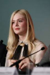 elle-fanning-at-jury-press-conference-at-cannes-film-festiv[...].jpg