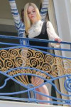 elle-fanning-martinez-hotel-in-cannes-05-16-2019-5.jpg