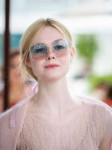 elle-fanning-leaving-hotel-martinez-in-cannes-05-23-2019-0.jpg