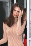 emily-ratajkowski-outside-the-tonight-show-starring-jimmy-f[...].jpg