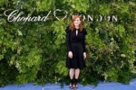 julianne-moore-chopard-bond-street-boutique-reopening-in-lo[...].jpg