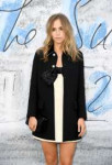 suki-waterhouse-serpentine-gallery-summer-party-2019-in-lon[...].jpg