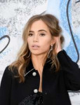 suki-waterhouse-serpentine-gallery-summer-party-2019-in-lon[...].jpg