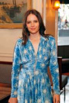 felicity-jones-attends-the-2movinglove-dinner-hosted-by-fel[...].jpg