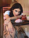 emma-roberts-in-cosmopolitan-magazine-spain-october-2019-0.jpg