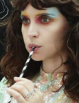 felicity-jones-in-violet-book-october-2019-13.jpg