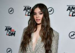 hailee-steinfeld-buzzfeed-s-am-to-dm-in-nyc-11-01-2019-1.jpg