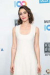 lizzy-caplan-2019-reel-stories-real-lives-event-in-la-3.jpg