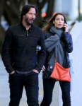 Keanu+Reeves+Mystery+Woman+Attend+Concert+VqOdiWE6ZlUx.jpg