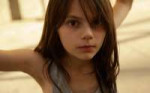 1489908017kinopoisk.ru-dafne-keen-2867867.jpg