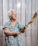 depositphotos75608887-stock-photo-old-angry-woman-threateni[...].jpg