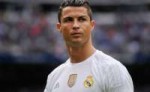 Le-fils-de-Cristiano-Ronaldo-pris-la-main-dans-le-sac-640x3[...].jpg