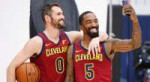 NBA-Cavaliers-Love-and-Smith-pose-at-media-day-1040x572.jpg