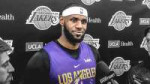 LeBron-James-brings-back-headband-for-practice.jpg