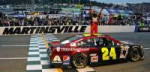 Jeff-Gordon-Martinsville-Win-2015-700x340.jpg