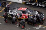 nascar-cup-bristol-2006-pitstop-for-jamie-mcmurray.jpg