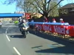 Paula Radcliffe London Marathon 2005 - Peeing and Winning.webm