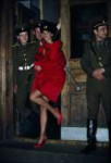 christy-turlington-at-the-red-army-barracks-in-leningrad-19[...].jpg