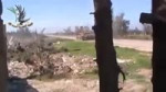 Syria Blow up tank (grenade into the gun barrel)-2778560514[...].mp4